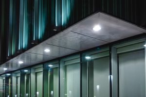 Commercial 4 lights outside business